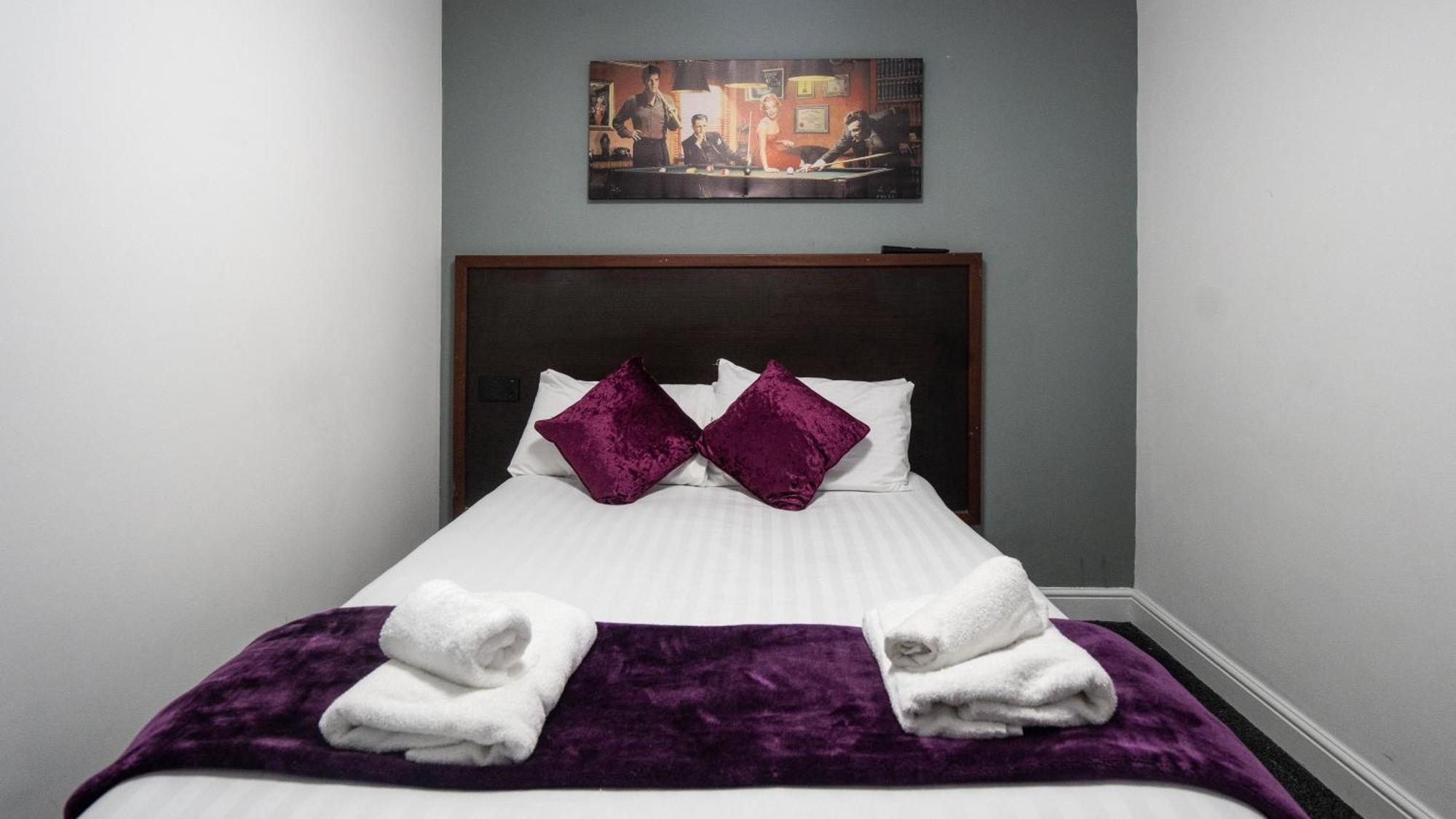 Imperial Salford Hotel Екстер'єр фото