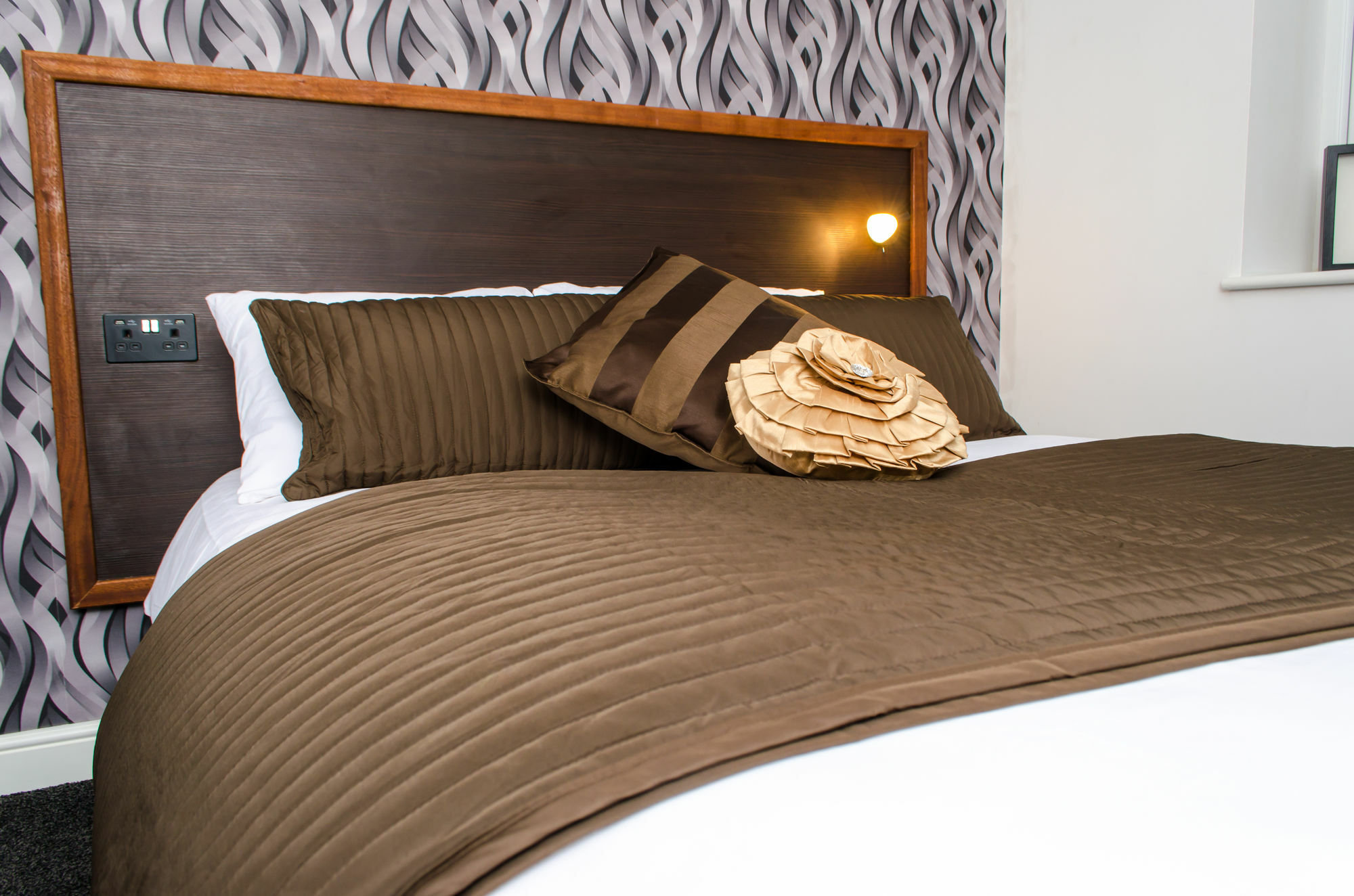 Imperial Salford Hotel Екстер'єр фото